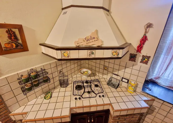 Michouse * 卡塔尼亚